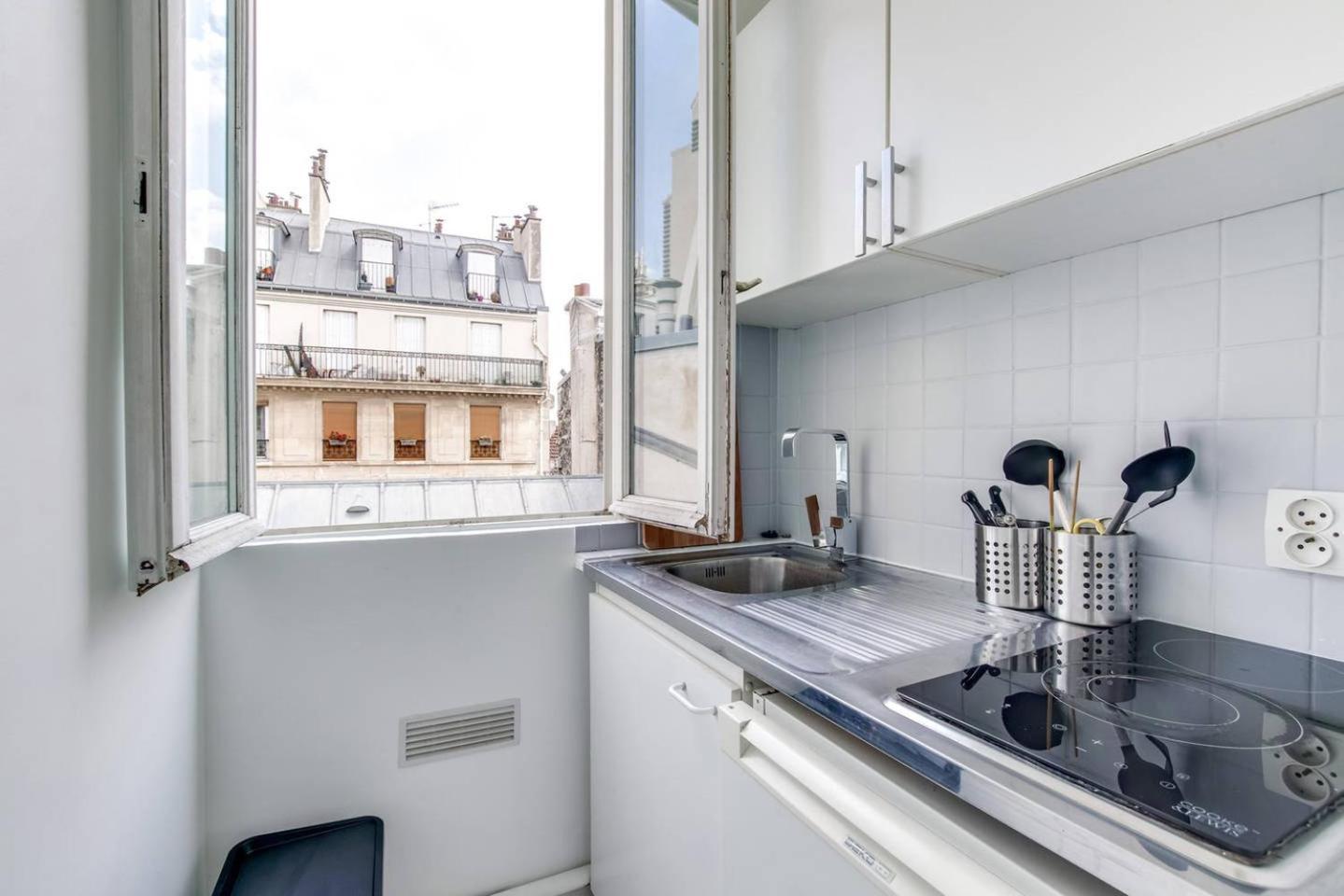 Guestready - Cozy Apt In Montmarte Paris Luaran gambar